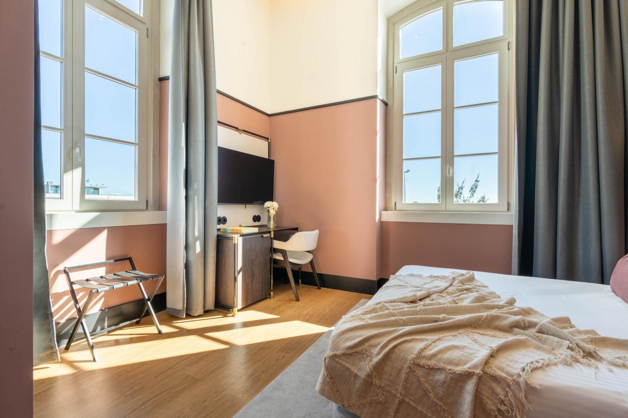 The Editory Riverside Hotel, An Historic Hotel Lizbona Zewnętrze zdjęcie A room at the hotel